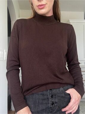 Ellen Tracy Chocolate Brown Turtleneck Sweater